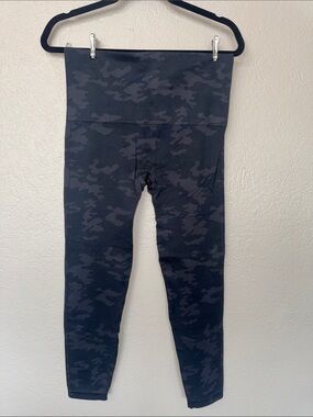 SPANX  High-Waist Camo Leggings - Black/Gray